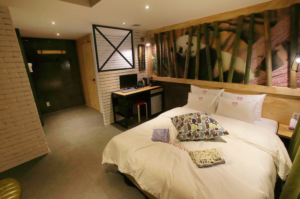 Hotel Yaja Jongno Seoul Bagian luar foto