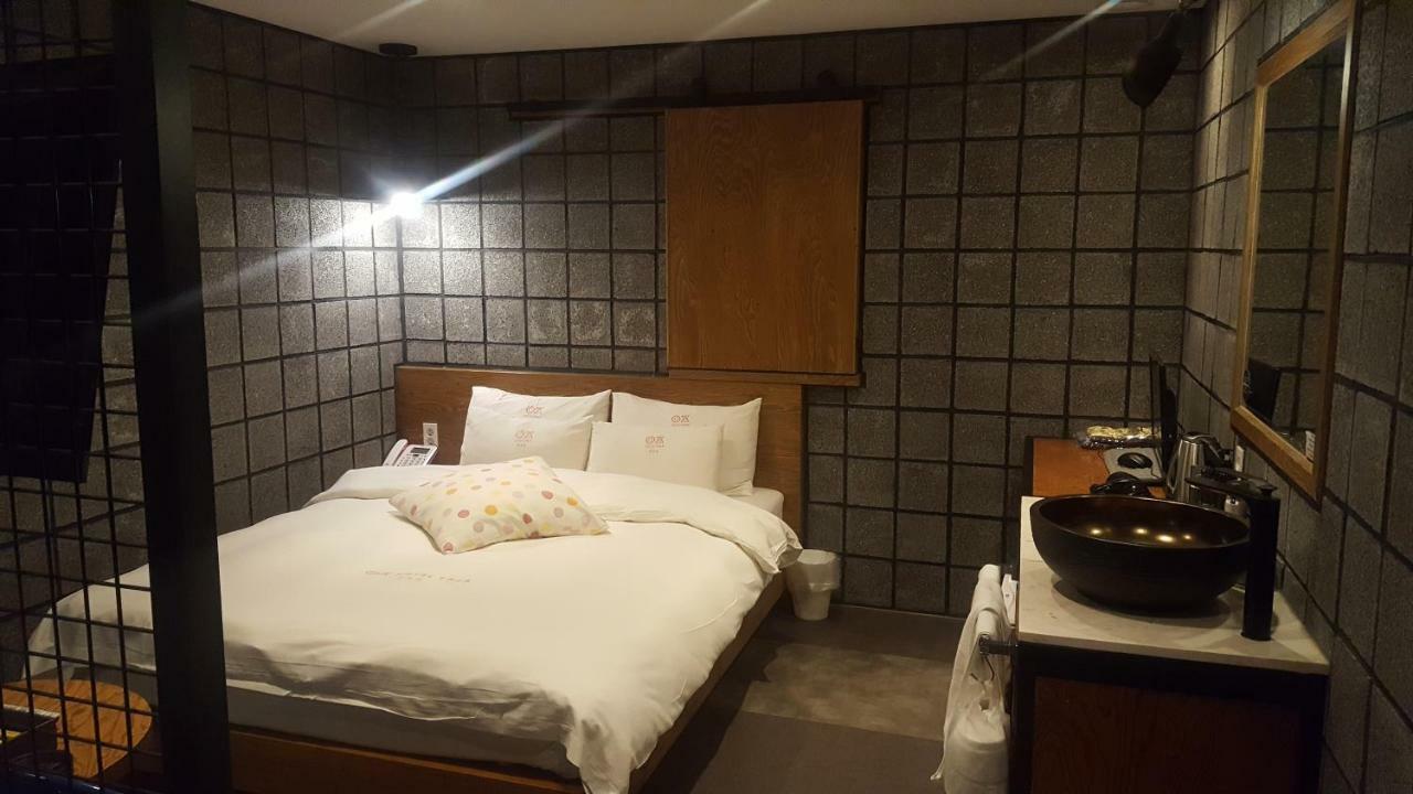 Hotel Yaja Jongno Seoul Bagian luar foto